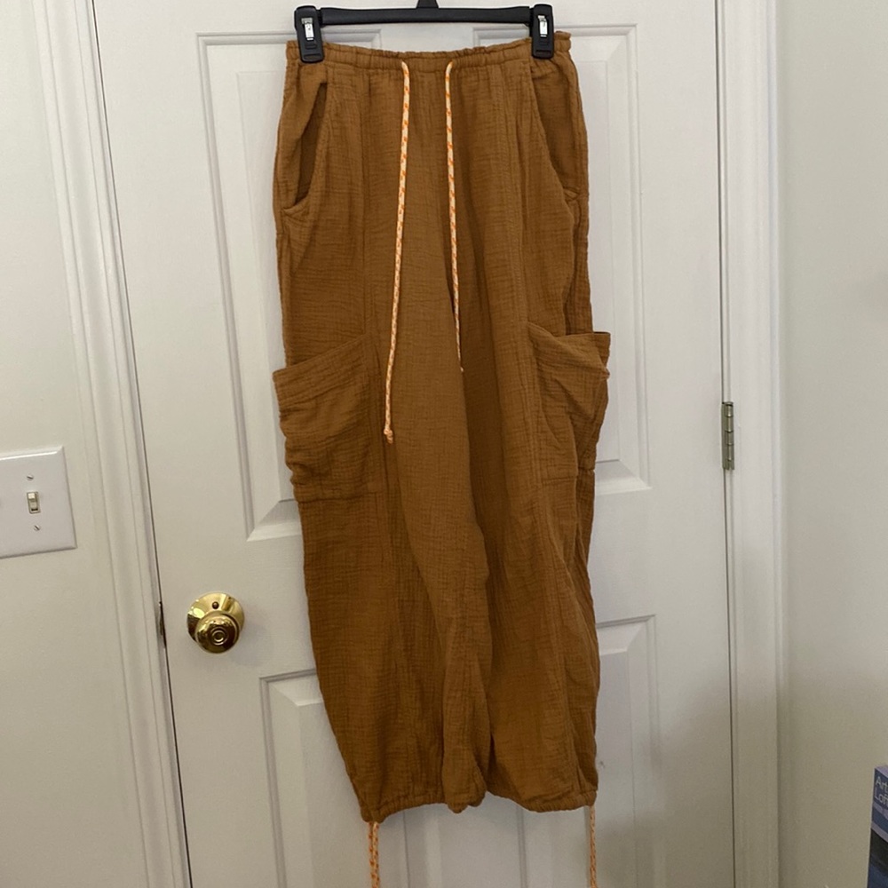 Wild Fable cotton jogger pants. Tie at waist and ankles.